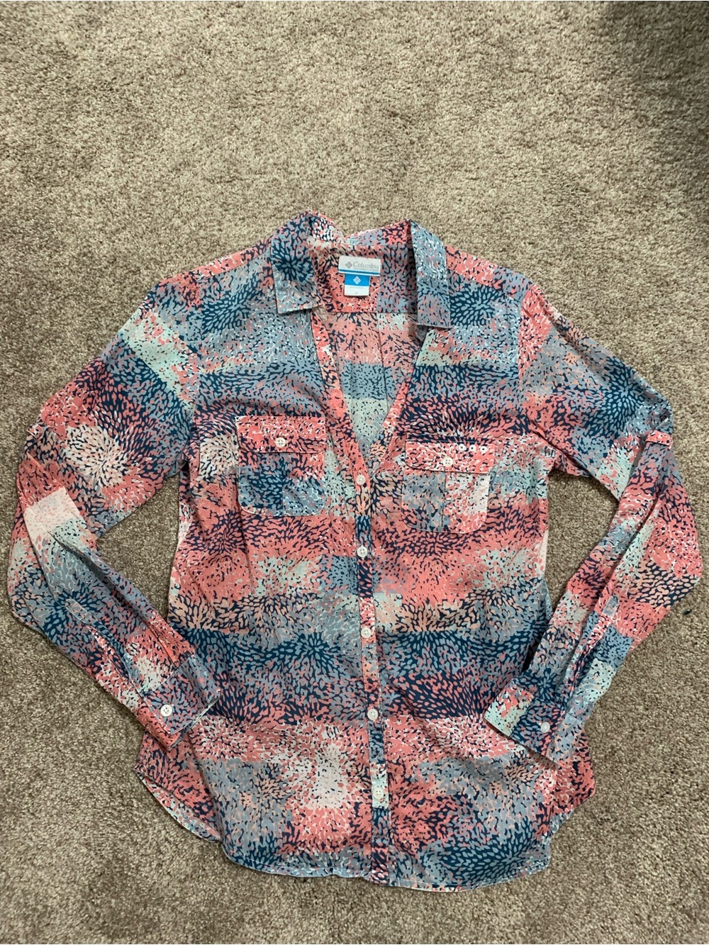 Columbia Women’s PFG Sun Drifter Long Roll Sleeve Dual Pockets Coral Blue Medium